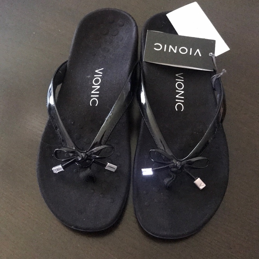 VIONIC sandals Black NEW with Tags